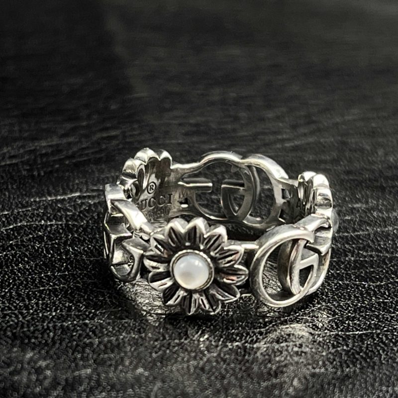 gg-flora-garden-gemstone-band-ring