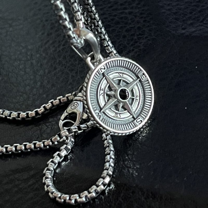 dy-compass-pendant-necklace